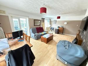 Peckforton Drive Great Sutton